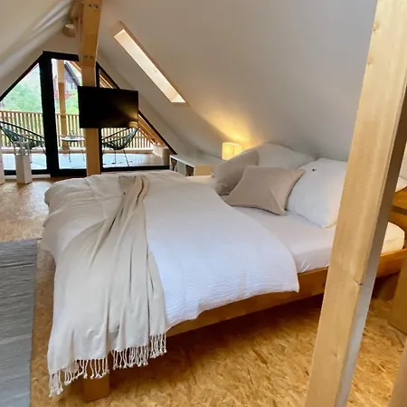 ヴィラ Tinyloft